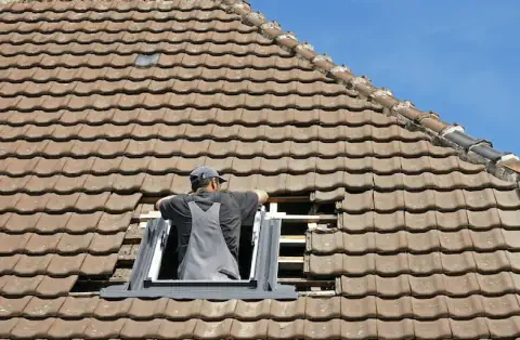 Pose de velux à Fercé